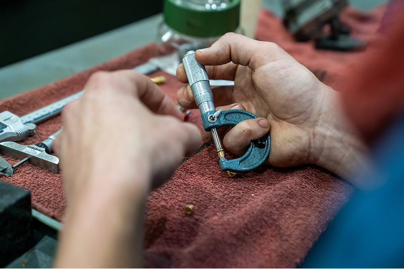 Hands measuring part